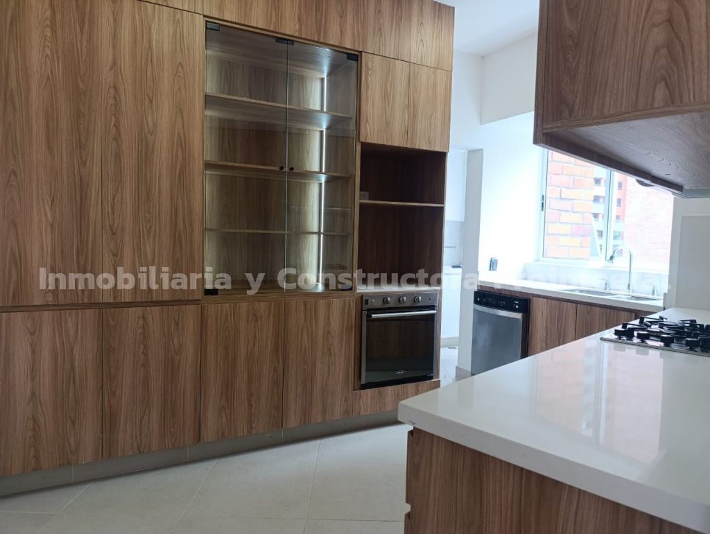 Apartamento en venta en El Tesoro
